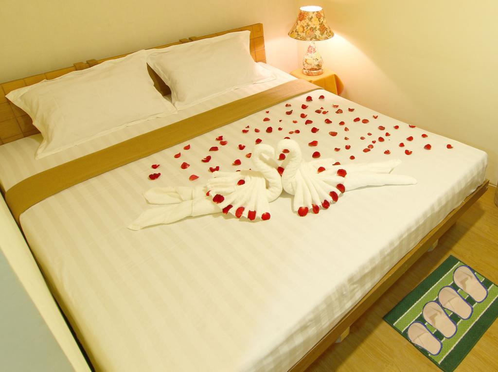 Shwe Htee Guest House Yangon Extérieur photo