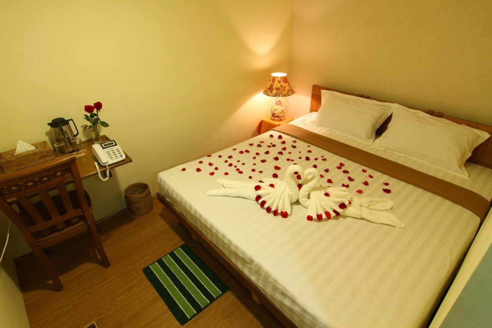 Shwe Htee Guest House Yangon Extérieur photo