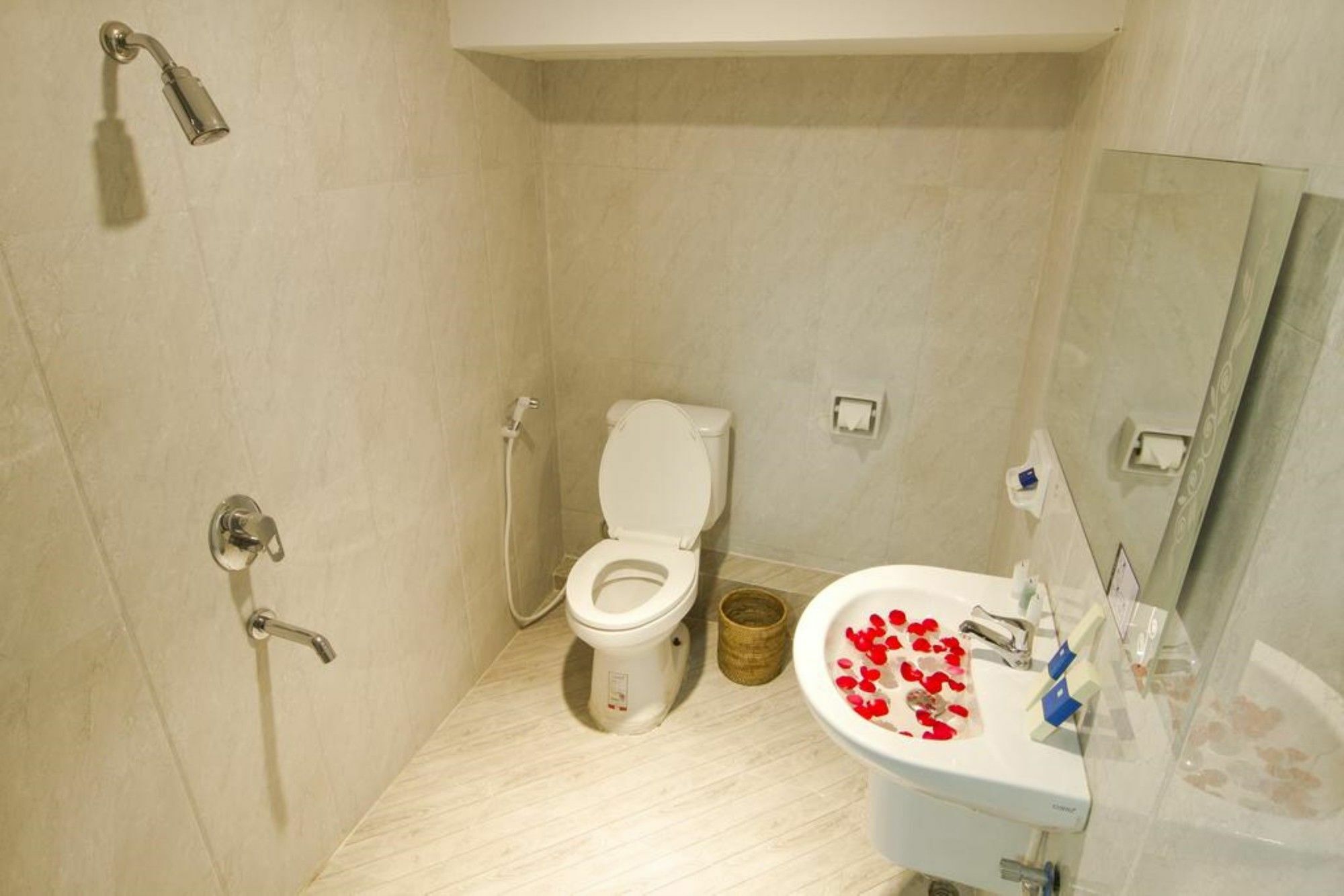 Shwe Htee Guest House Yangon Extérieur photo